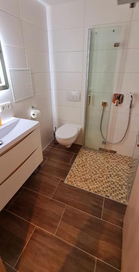 Moderne Wohlfuehlferienwohnung In Hildburghausen Extérieur photo